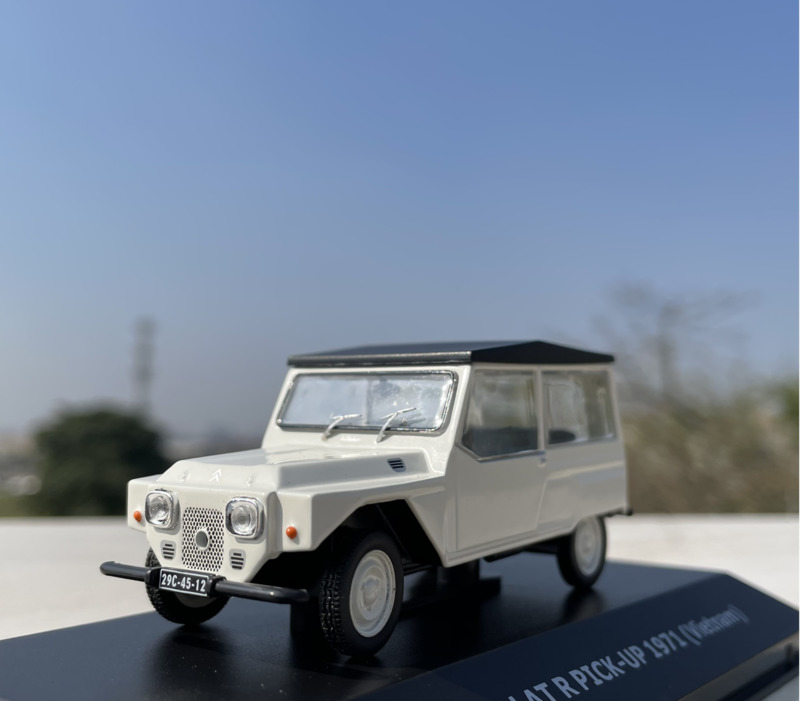 Vintage Collectible Toys For Sale - Neu eingetroffen: Ausverkauf 1/43 Sonderpreis Druckguss-Metall